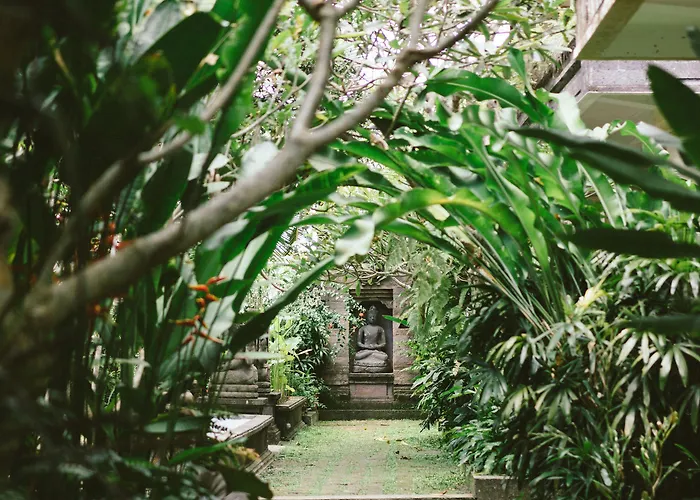 Honeymoon Guest house 4*